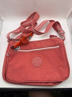 Kipling Coral Peach Nylon Crossbody Purse Bag Monkey Charm